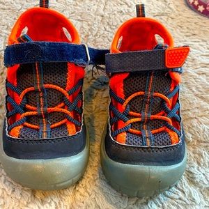 OshKosh closed-toe sandals